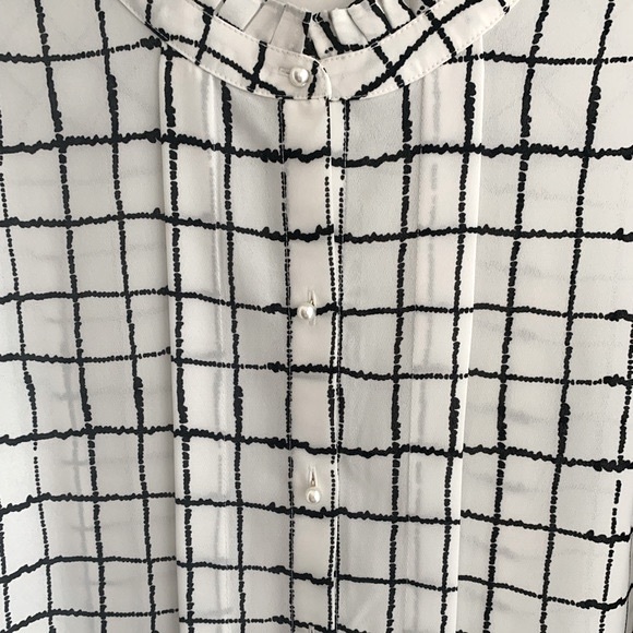 Karl Lagerfeld Paris size L plaid blouse - Picture 7 of 16